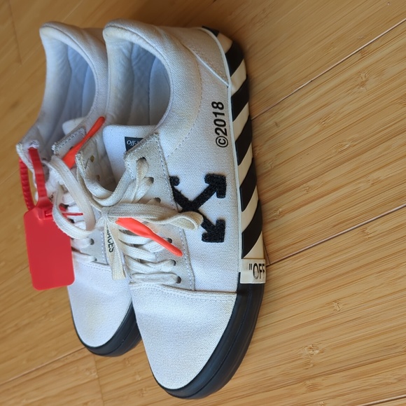 COPY - COPY - Off White Sneakers - Picture 4 of 10